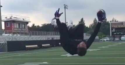 VINE: Oh this? It’s just a one-handed, backflip catch. No biggie