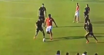 VINE: Spinning? Check. Backheel? Check. Nutmeg? Check