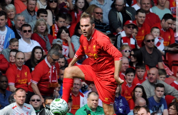 You might not believe us, but Jason McAteer outplayed Zizou at the Bernabeu today