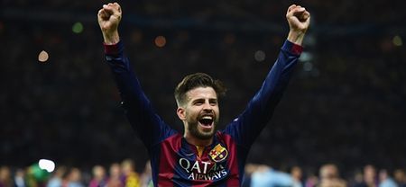 VIDEO: Gerard Pique isn’t having a Jack Grealish kind of holiday but he can fly without wings