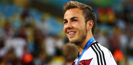 Pic: Mario Gotze does incredibly sound gesture for angry fan he “let down” on FIFA 15