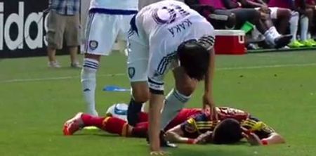 Vine: Kaka gets soft red card for essentially being too clumsy