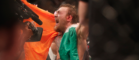 Conor McGregor knocks out Chad Mendes to become the new interim UFC featherweight champion