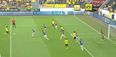 Video: Mats Hummels forgets he’s a centre-back, scores beautiful half volley golazo