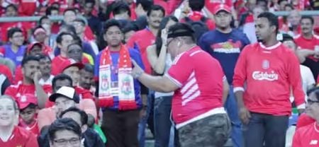 VIDEO: Where did this Asian lad get his hands on this gorgeous Manchester United adidas jersey?