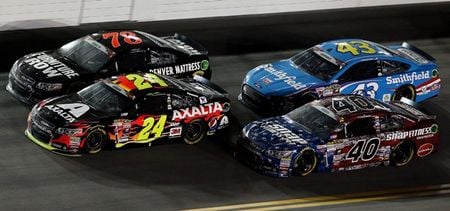 Nascar driver loses 10% of body weight during 400-mile race