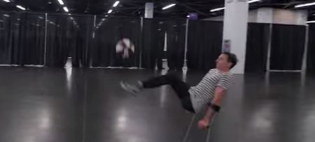 VIDEO: Amputee’s amazing overhead trick shot was well worth the 300 attempts