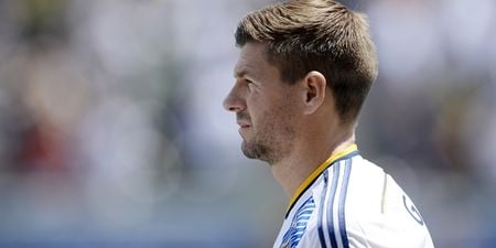 Steven Gerrard less than impressed by cheeky Everton fan at LA Galaxy training