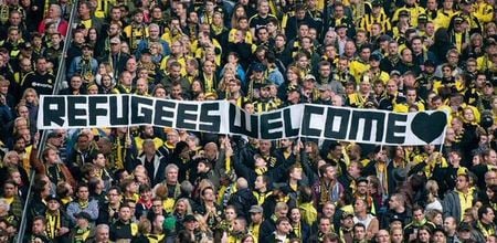 Pics: Bundesliga clubs unite to send powerful message that refugees are welcome in Germany