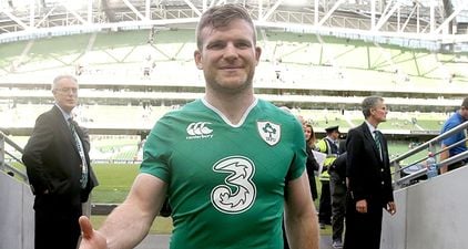 Pic: Gordon D’Arcy gets that one final photo in an Ireland jersey