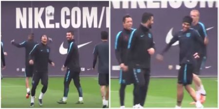 Neymar shows off this brilliant new trick in Barcelona training…and nobody else can master it (Video)