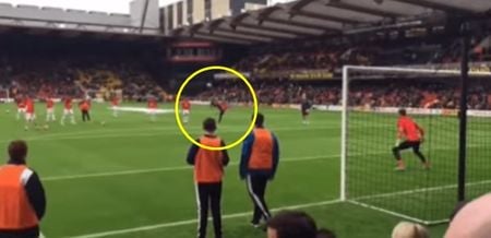 WATCH: Alexis Sanchez’s outrageous banana kick in the Arsenal warm-up proves he is a freak