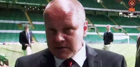 “What’s the point in f**king training?” – Dundee United manager blasts team after Celtic loss