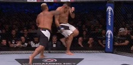 WATCH: Super Samoan Mark Hunt destroys Bigfoot with first round knockout