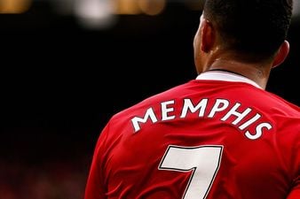 Everyone makes the same Memphis Depay joke at Manchester United’s latest ‘signing’