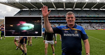 VIDEO: Tipperary manager leads players and fans in rabble-rousing sing-song