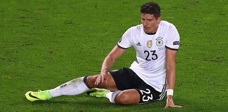 Mario Gomez’s bizarre injury sounds like a right pain in the hoop