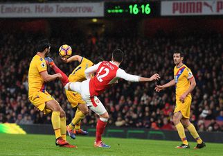 Olivier Giroud’s ridiculous scorpion kick sparks a very predictable debate