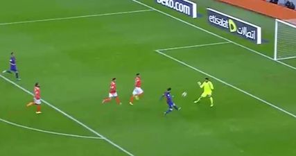 WATCH: Lionel Messi scores the sort of one-on-one that only Lionel Messi could score