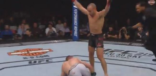 Eddie Alvarez