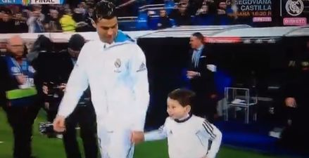 Real Madrid mascot imitates Ronaldo’s pre-match ritual