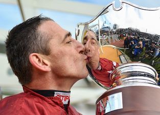 Davy Russell: I was going to go down the middle and to hell with everyone else