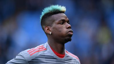 Paul Pogba considering move to Paris Saint-Germain