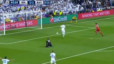 Bayern Munich goalkeeper commits worst goalkeeping error of the season against Real Madrid