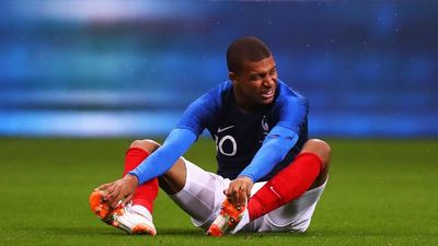 France given World Cup injury scare as Kylian Mbappe forced to leave training