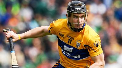 Even Semple Stadium pitch struggling to cope with scorching weather