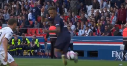 Neymar pulls off stunning rainbow flick in PSG victory