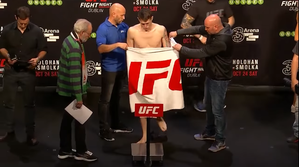 Darren Till weigh-in