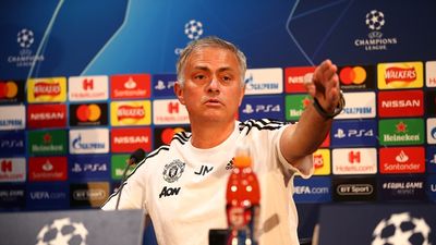 Jose Mourinho brilliantly addresses Zinedine Zidane rumours in press conference