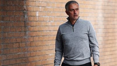 Jose Mourinho forced to leave team bus and walk to Old Trafford for Juventus clash