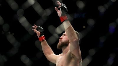 Donald Cerrone breaks records and opponent’s arm to close out heroic homecoming