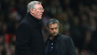 Alex Ferguson consulted by Manchester United as they aim to replace Jose Mourinho