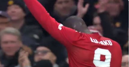 Romelu Lukaku scores again after great pass from Alexis Sanchez