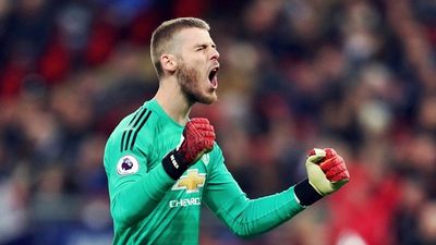 David De Gea saves the day as Solskjaer makes Manchester United history