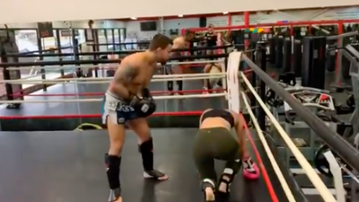 Mike Perry drops girlfriend with body shot in sparring