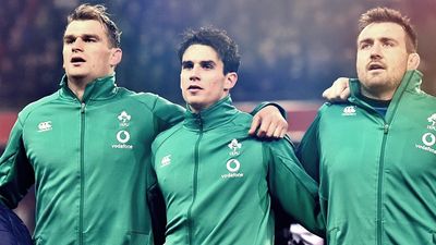 English media get worked up about Joey Carbery ahead of Ireland clash