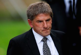 Peter Beardsley leaves Newcastle United after facing investigation