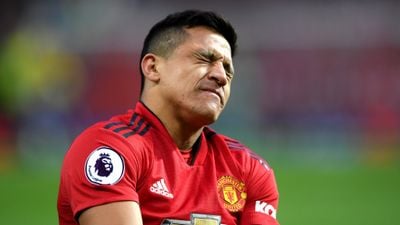 Alexis Sanchez apologises for disappointing season with Manchester United