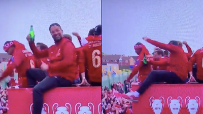 Jurgen Klopp almost falls off bus during Liverpool’s trophy parade