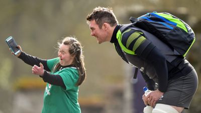 ‘It was nice to be able to present her with my Grand Slam medal’ – Peter O’Mahony