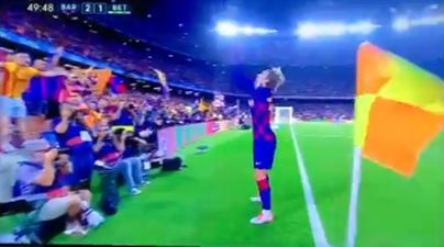 Antoine Greizmann celebrates scoring Barcelona goal with glitter