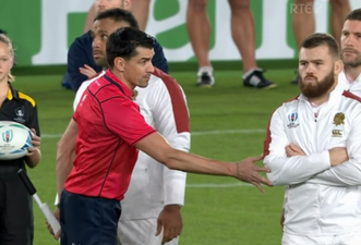 England refuse to budge and stand up to the Haka