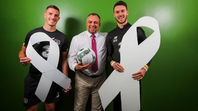 Irish footballers to show support for White Ribbon Day