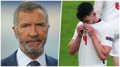 “The modern midfielder seems to get away with it” – Graeme Souness reveals why England are lacking creativity