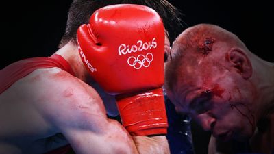 Boxing investigation finds at least seven suspicious results at Rio Olympics