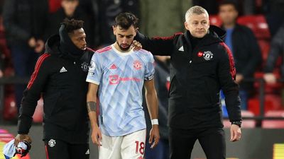 Bruno Fernandes scolds Manchester United fans for post-match treatment of Ole Gunnar Solskjaer